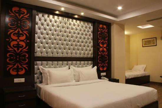 The Pearl Grand